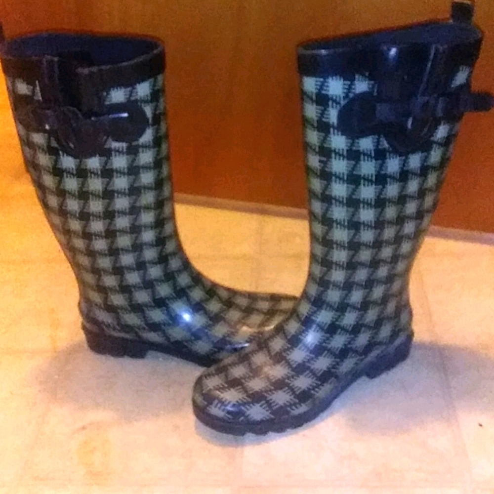 Rainboots